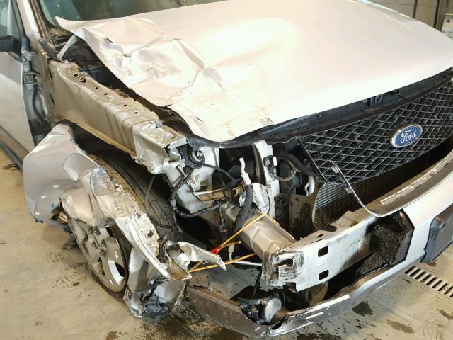 1FMDK02115GA12041 - 2005 FORD FREESTYLE SILVER photo 9