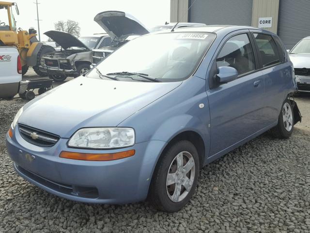 KL1TD66618B104102 - 2008 CHEVROLET AVEO BASE Niebieski zdjęcie 2