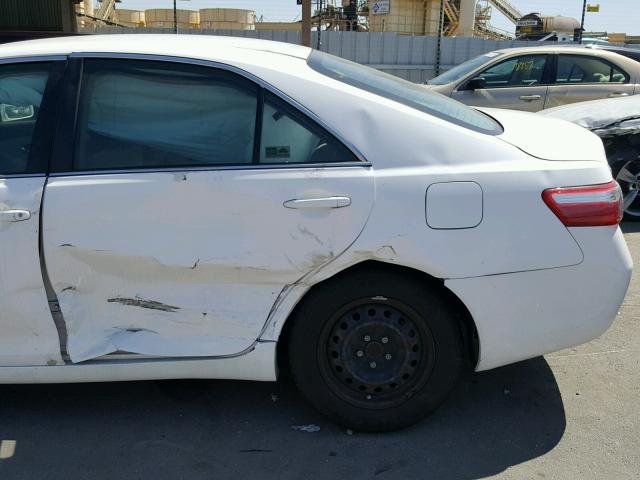 4T4BE46K19R089692 - 2009 TOYOTA CAMRY BASE WHITE photo 9
