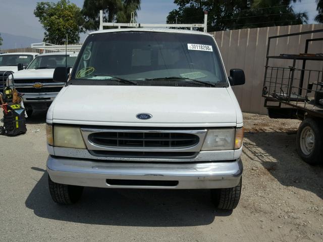 1FBSS31S61HA24251 - 2001 FORD ECONOLINE WHITE photo 9