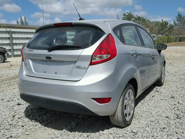 3FADP4EJ1DM150343 - 2013 FORD FIESTA SE SILVER photo 4