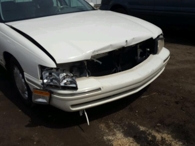 1G6KD54Y2XU723865 - 1999 CADILLAC DEVILLE WHITE photo 9