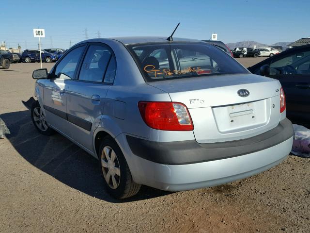 KNADE123366061054 - 2006 KIA RIO SILVER photo 3