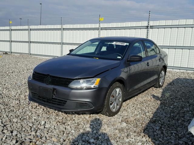 3VW1K7AJ9CM338932 - 2012 VOLKSWAGEN JETTA BASE 灰色 照片 2