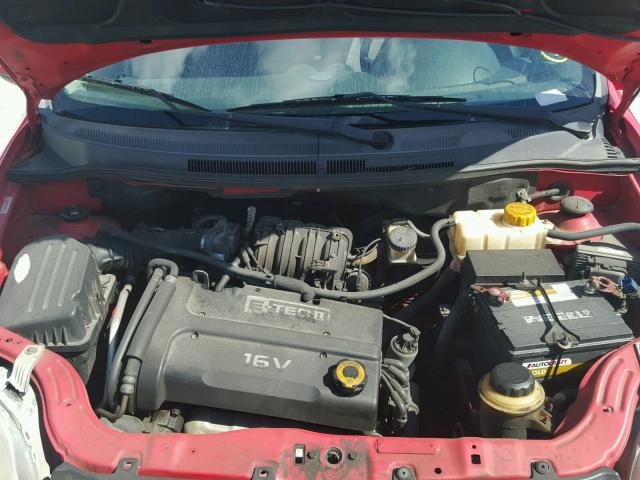 KL1TD56628B268100 - 2008 CHEVROLET AVEO BASE Czerwony zdjęcie 7
