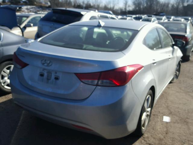 5NPDH4AE2DH360634 - 2013 HYUNDAI ELANTRA GL SILVER photo 4