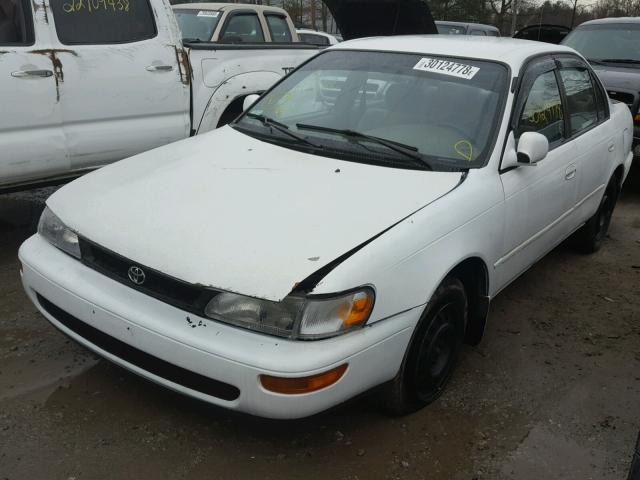 2T1BB02E9VC184024 - 1997 TOYOTA COROLLA DX WHITE photo 2