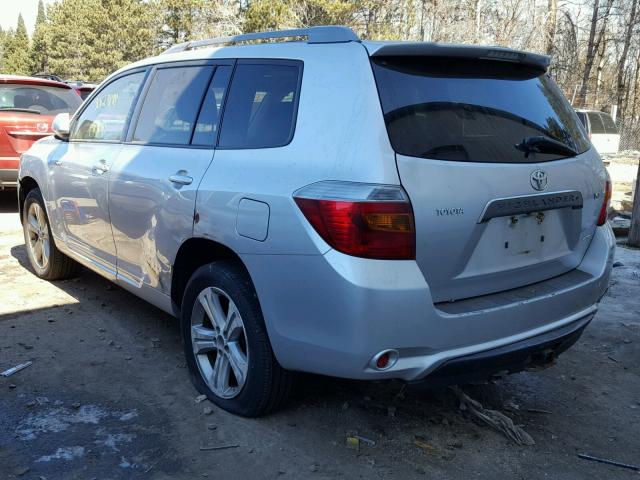 JTEES43A382026440 - 2008 TOYOTA HIGHLANDER SILVER photo 3