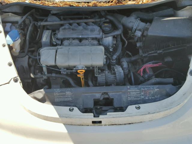 3VWCM31Y54M338016 - 2004 VOLKSWAGEN NEW BEETLE 奶油色 照片 7