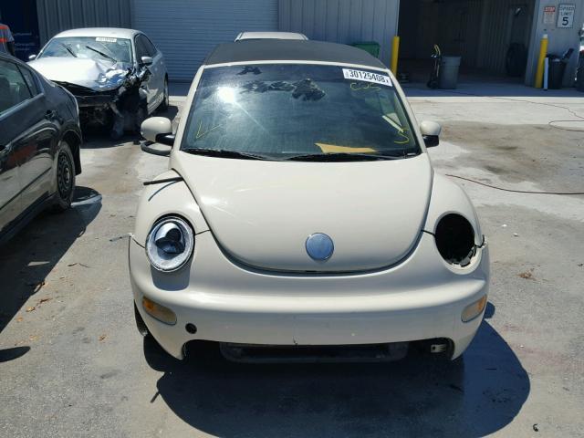 3VWCM31Y54M338016 - 2004 VOLKSWAGEN NEW BEETLE 奶油色 照片 9