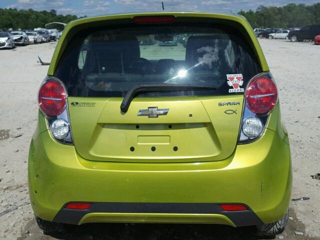 KL8CD6S98DC522341 - 2013 CHEVROLET SPARK GREEN photo 9