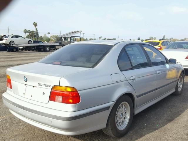 WBADD6328WBW46919 - 1998 BMW 528 I AUTO SILVER photo 4