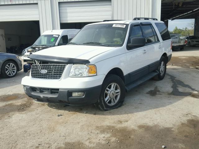 1FMPU15516LA33038 - 2006 FORD EXPEDITION WHITE photo 2