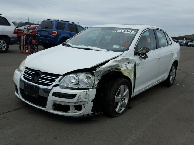 3VWRZ71K99M055916 - 2009 VOLKSWAGEN JETTA SE WHITE photo 2