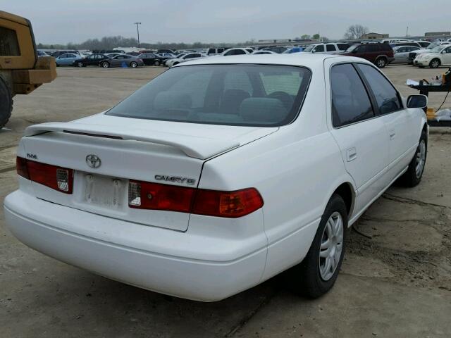 4T1BG22K61U781448 - 2001 TOYOTA CAMRY CE WHITE photo 4