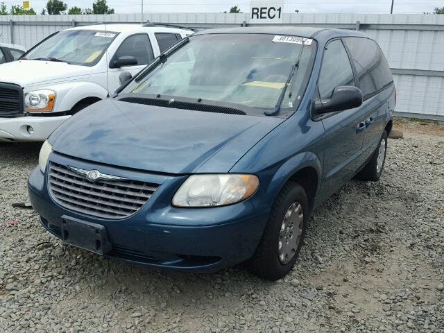 1C4GJ453X2B711198 - 2002 CHRYSLER VOYAGER LX GREEN photo 2