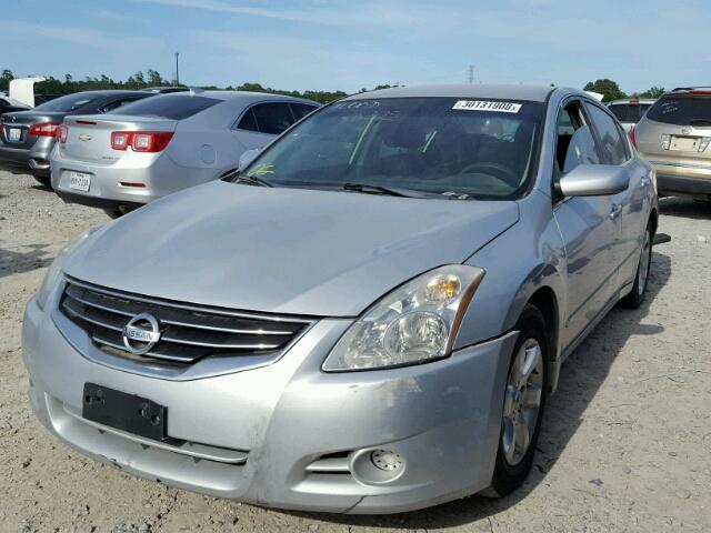 1N4AL2AP2AN502229 - 2010 NISSAN ALTIMA BAS GRAY photo 2