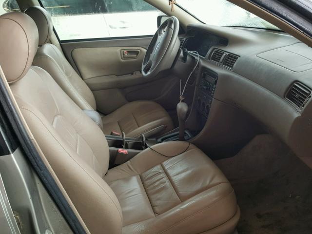 JT2BG22K810558882 - 2001 TOYOTA CAMRY CE SILVER photo 5