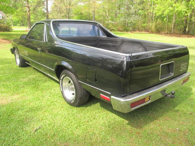 3GCCW80H1HS915458 - 1987 CHEVROLET EL CAMINO BLACK photo 3