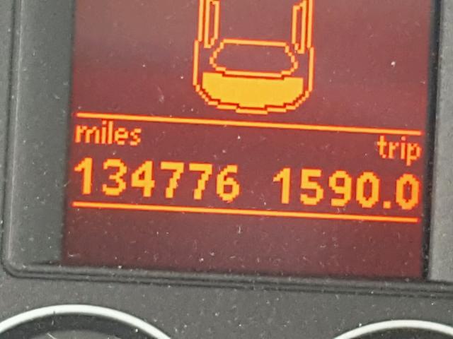 WVWFA71F88V024290 - 2008 VOLKSWAGEN EOS LUX Красный фото 8