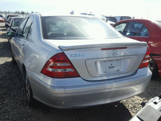 WDBRF54H57A920051 - 2007 MERCEDES-BENZ C 280 SILVER photo 3