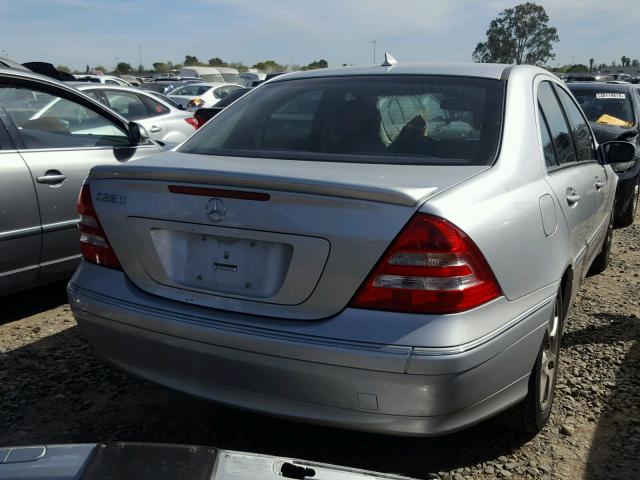 WDBRF54H57A920051 - 2007 MERCEDES-BENZ C 280 SILVER photo 4