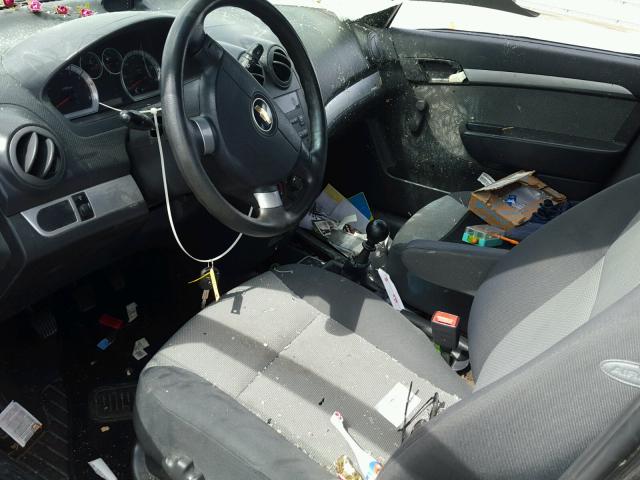 KL1TD6DE2BB190229 - 2011 CHEVROLET AVEO LS BLACK photo 5