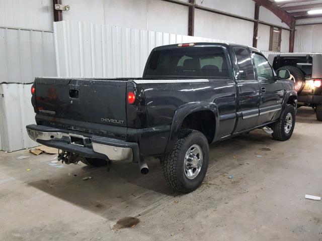 1GCHC29UX4E365841 - 2004 CHEVROLET SILVERADO BLACK photo 4