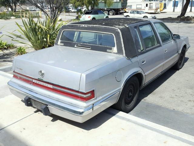 1C3XV56L5ND782346 - 1992 CHRYSLER IMPERIAL SILVER photo 4