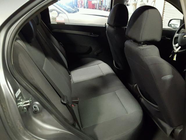 KL1TD56E99B640203 - 2009 CHEVROLET AVEO LS GRAY photo 6