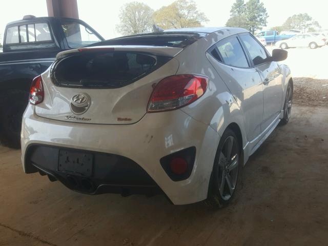 KMHTC6AE2DU177581 - 2013 HYUNDAI VELOSTER T WHITE photo 4