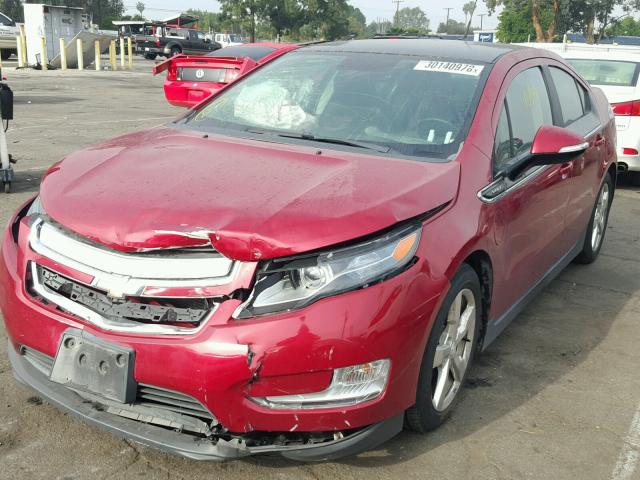 1G1RB6E43CU110188 - 2012 CHEVROLET VOLT RED photo 2