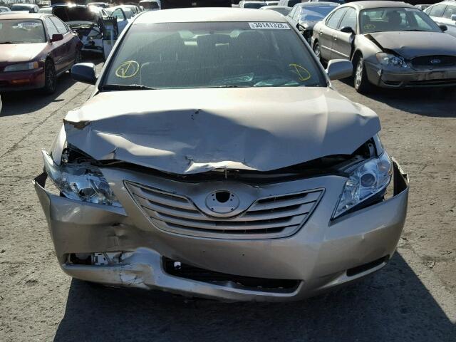 4T4BE46K39R059688 - 2009 TOYOTA CAMRY BASE GOLD photo 9