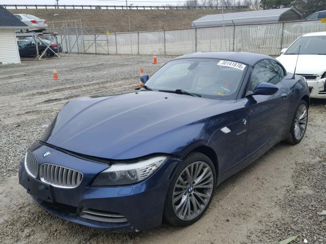 WBALM73579E165185 - 2009 BMW Z4 SDRIVE3 BLUE photo 2