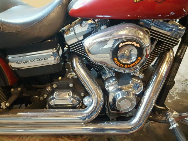 1HD1GV418AC313313 - 2010 HARLEY-DAVIDSON FXDC TWO TONE photo 7