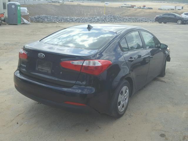 KNAFK4A68E5207161 - 2014 KIA FORTE LX BLACK photo 4