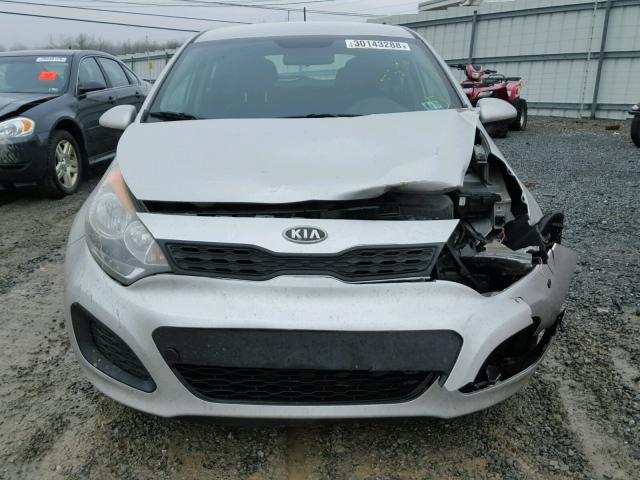 KNADM5A30C6081298 - 2012 KIA RIO LX Արծաթագույն լուսանկար 9