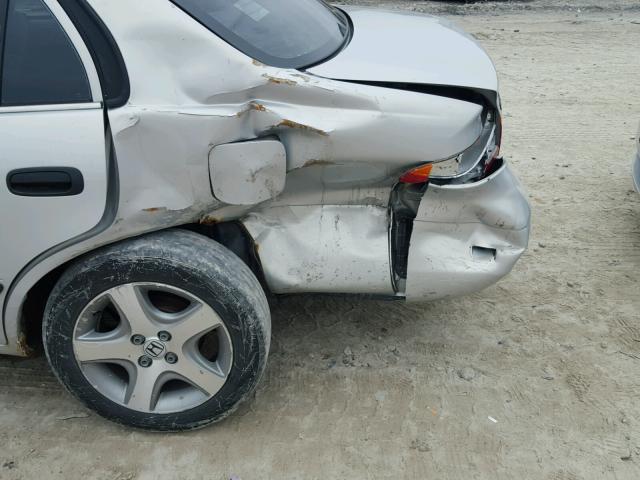 1Y1SK5286YZ434980 - 2000 CHEVROLET GEO PRIZM 银色 照片 9