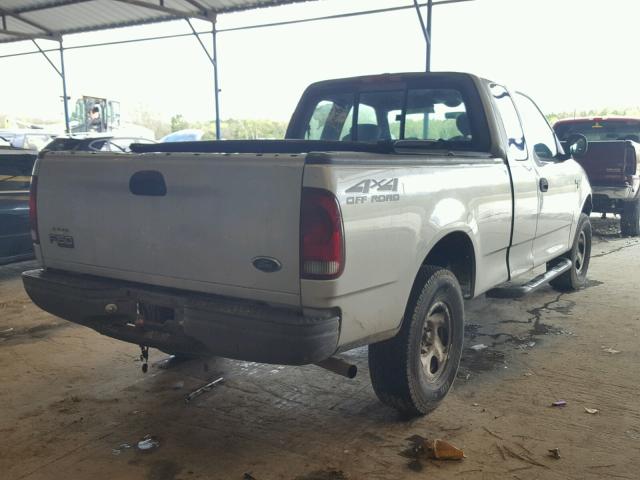 2FTRX18W94CA39203 - 2004 FORD F-150 HERI SILVER photo 4