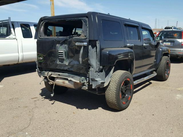 5GTDN136868239002 - 2006 HUMMER H3 BLACK photo 4