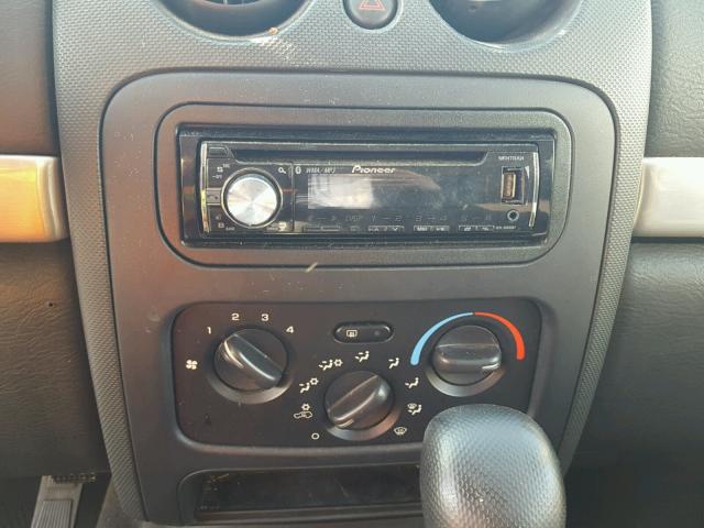 1J4GL38K33W546137 - 2003 JEEP LIBERTY RE GREEN photo 9