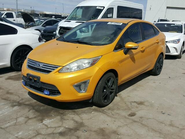 3FADP4CJ8BM151635 - 2011 FORD FIESTA SEL YELLOW photo 2