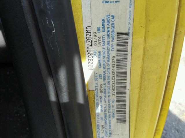 3VWCC21C2XM441075 - 1999 VOLKSWAGEN NEW BEETLE 黄色 照片 10