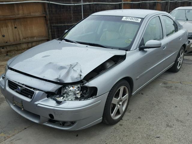 YV1RH527262514494 - 2006 VOLVO S60 R 银色 照片 2