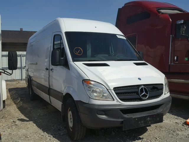 WD3PE8CB0C5713915 - 2012 MERCEDES-BENZ SPRINTER 2 BLACK photo 1