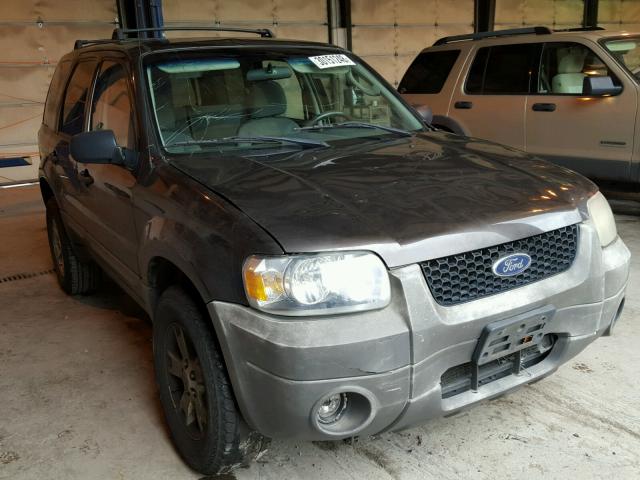 1FMYU03Z06KB57344 - 2006 FORD ESCAPE XLT GRAY photo 1