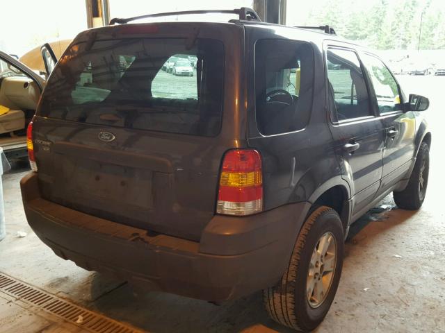 1FMYU03Z06KB57344 - 2006 FORD ESCAPE XLT GRAY photo 4