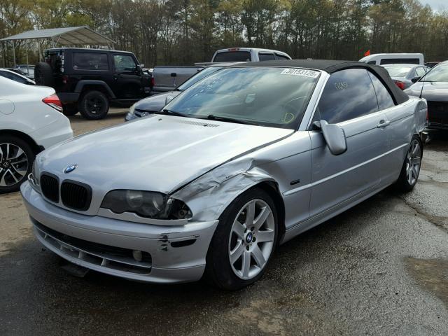 WBABS33461JY53899 - 2001 BMW 325 CI SILVER photo 2