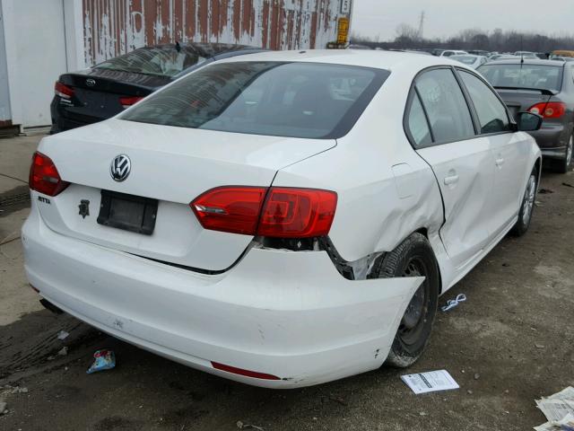 3VW2K7AJ7DM209402 - 2013 VOLKSWAGEN JETTA BASE თეთრი ფოტო 4