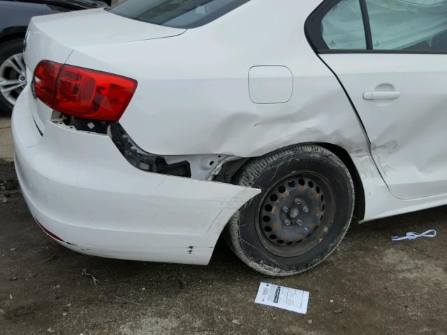 3VW2K7AJ7DM209402 - 2013 VOLKSWAGEN JETTA BASE თეთრი ფოტო 9